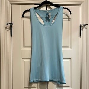 M Women’s Workout Top